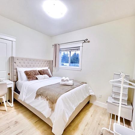 Si & Daniel Home Near Yvr Airport & Skytrain Separate Entry Free Parking Richmond Extérieur photo