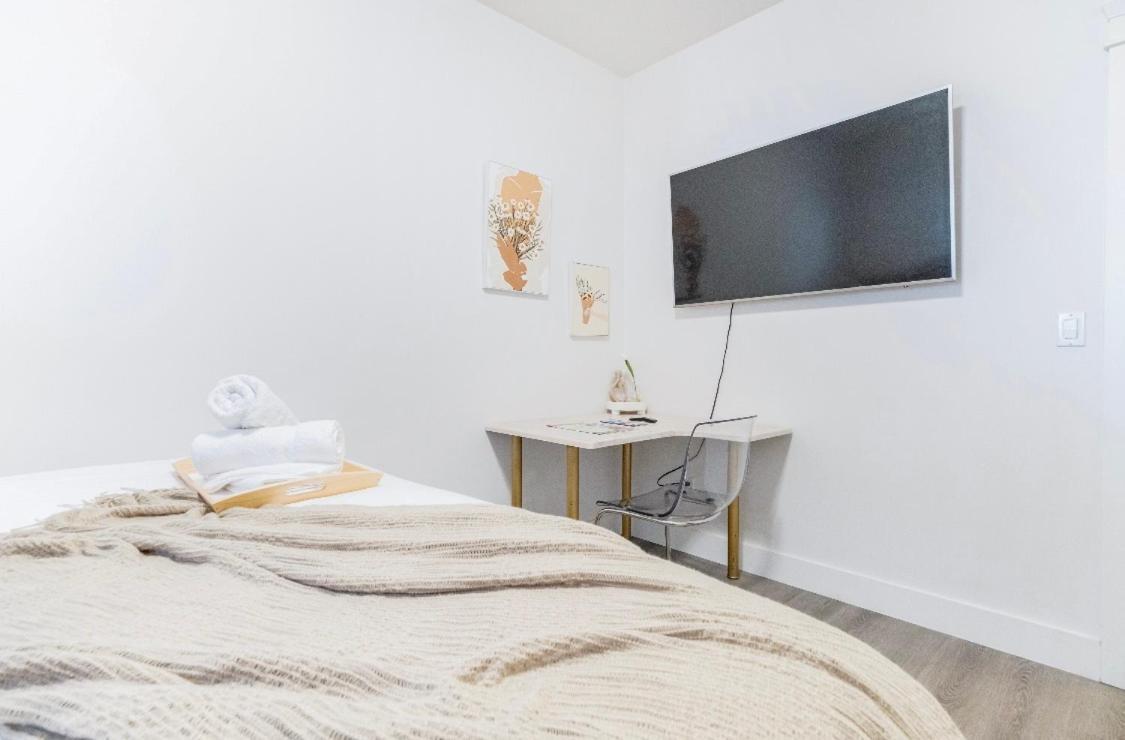 Si & Daniel Home Near Yvr Airport & Skytrain Separate Entry Free Parking Richmond Extérieur photo