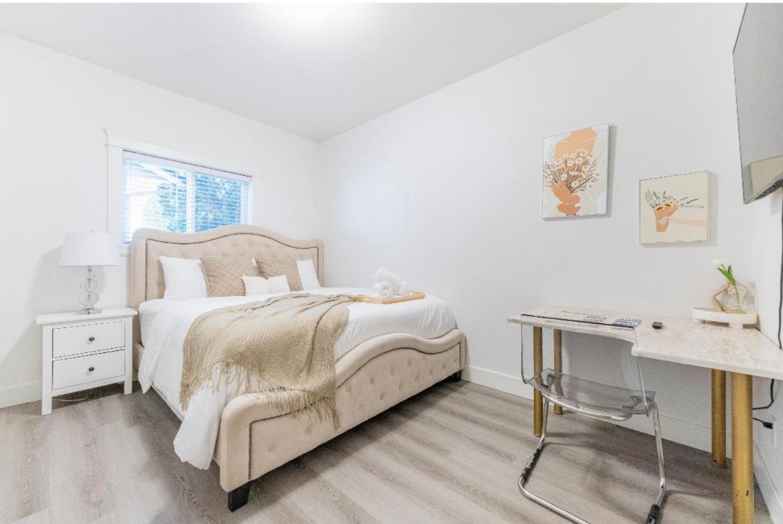 Si & Daniel Home Near Yvr Airport & Skytrain Separate Entry Free Parking Richmond Extérieur photo