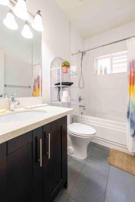 Si & Daniel Home Near Yvr Airport & Skytrain Separate Entry Free Parking Richmond Extérieur photo
