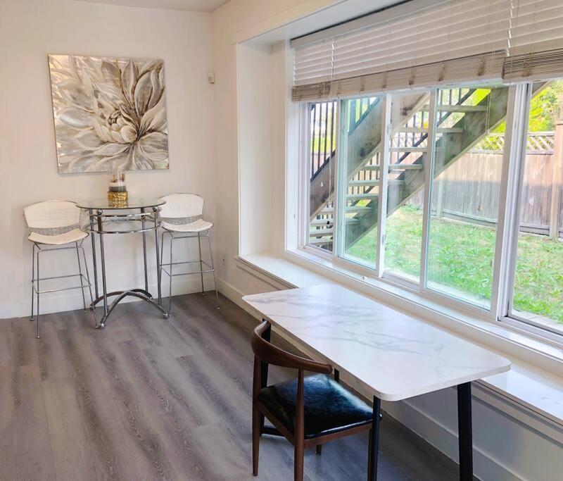 Si & Daniel Home Near Yvr Airport & Skytrain Separate Entry Free Parking Richmond Extérieur photo